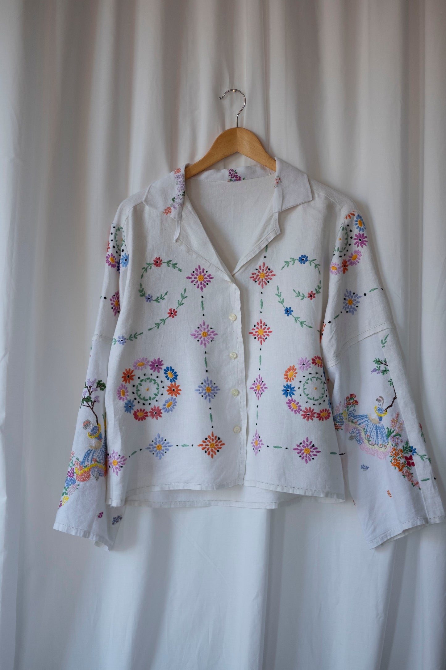 Mandevilla ~ Reworked Vintage Linen Embroidered Shirt - M