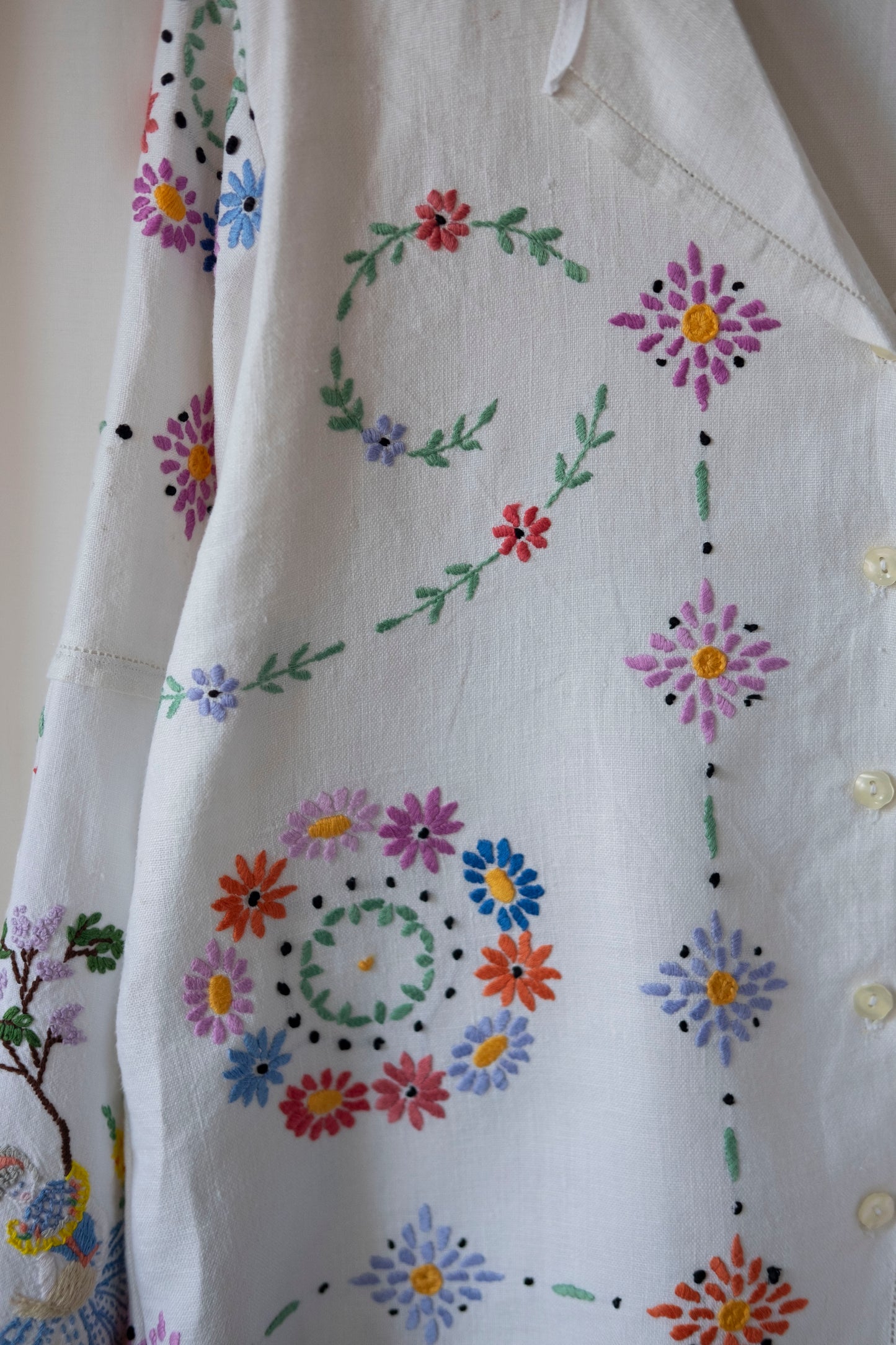 Mandevilla ~ Reworked Vintage Linen Embroidered Shirt - M