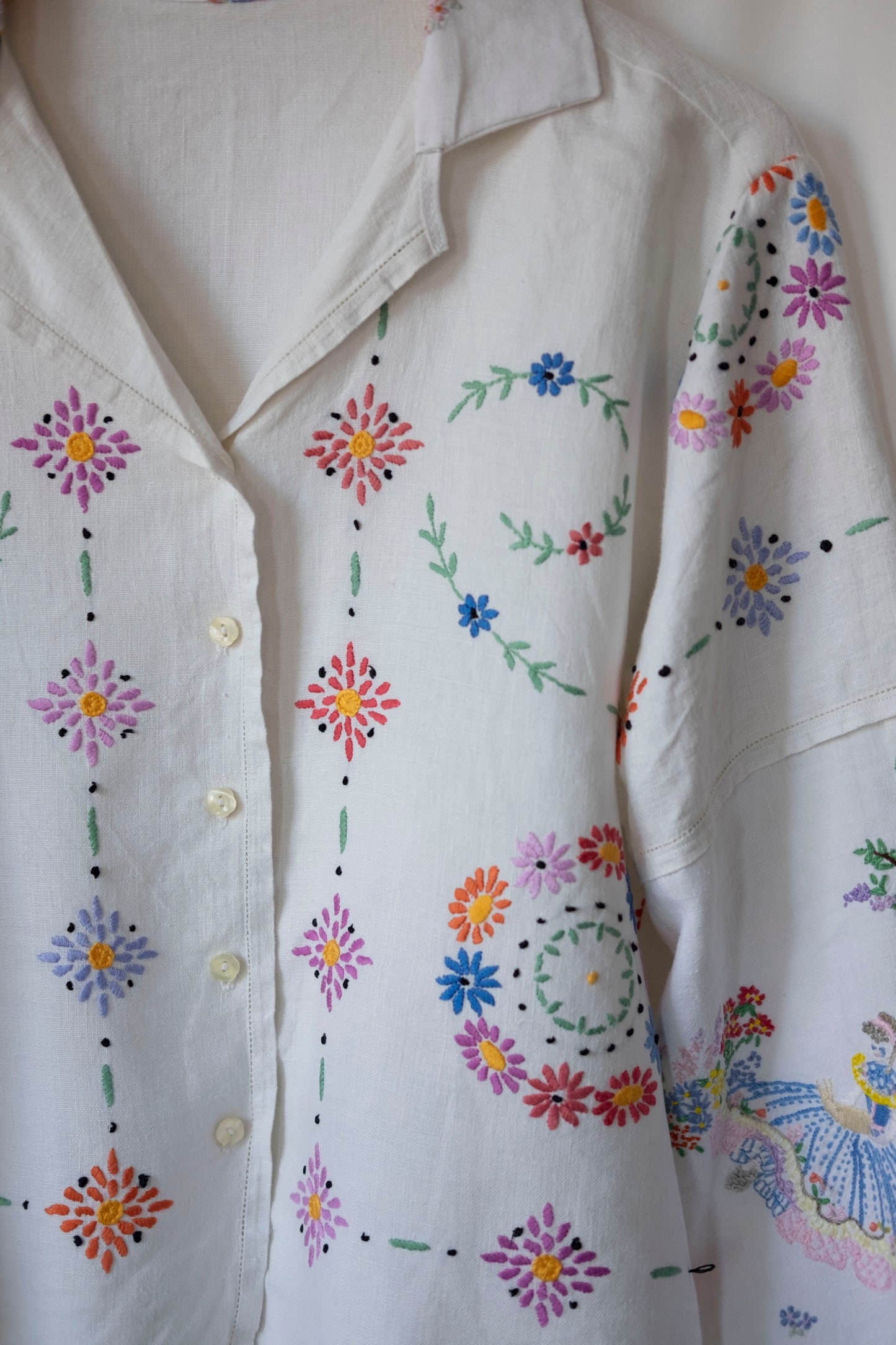 Mandevilla ~ Reworked Vintage Linen Embroidered Shirt - M