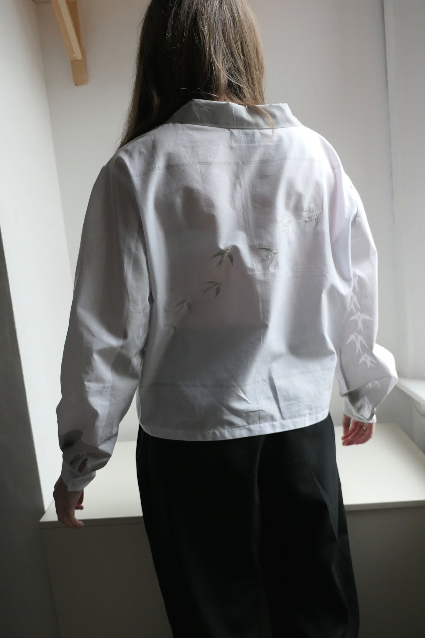 Swift ~ Bird Print & Embroidered Cotton Shirt - M