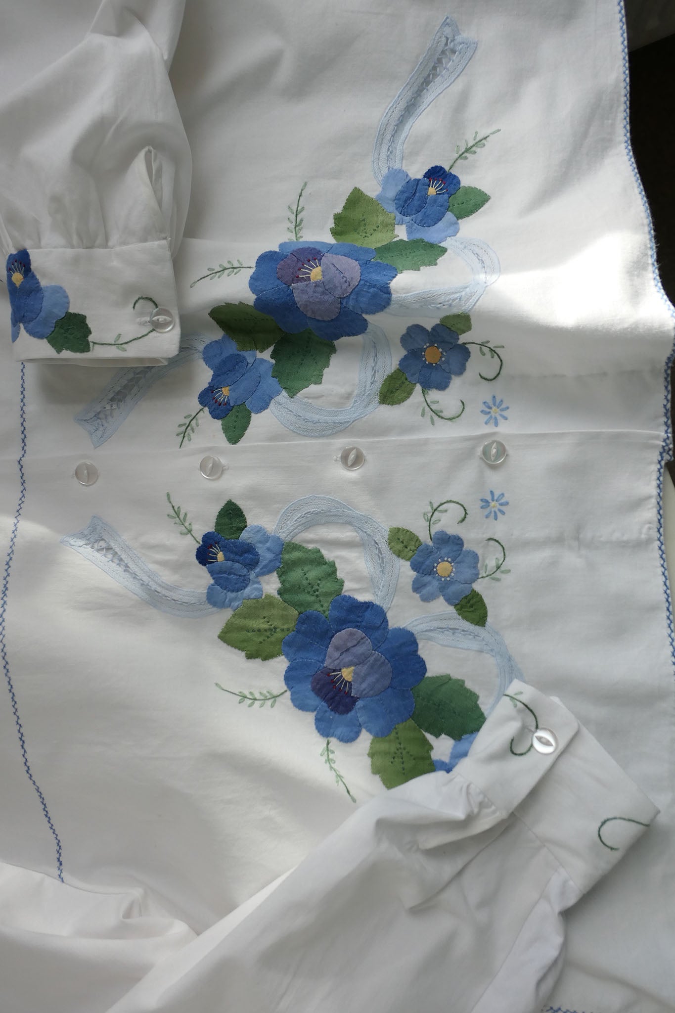 Aster ~ White & Blue Floral Applique Shirt - M/L