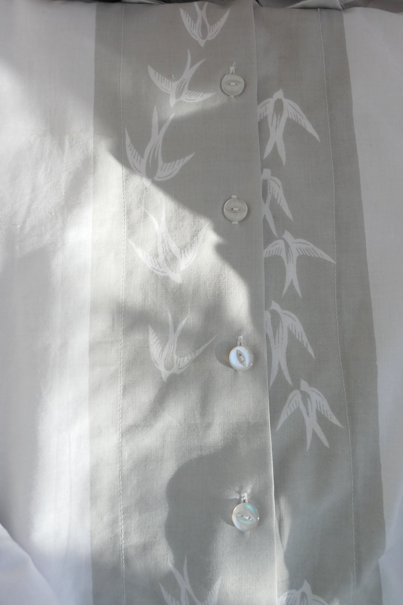 Swift ~ Bird Print & Embroidered Cotton Shirt - M