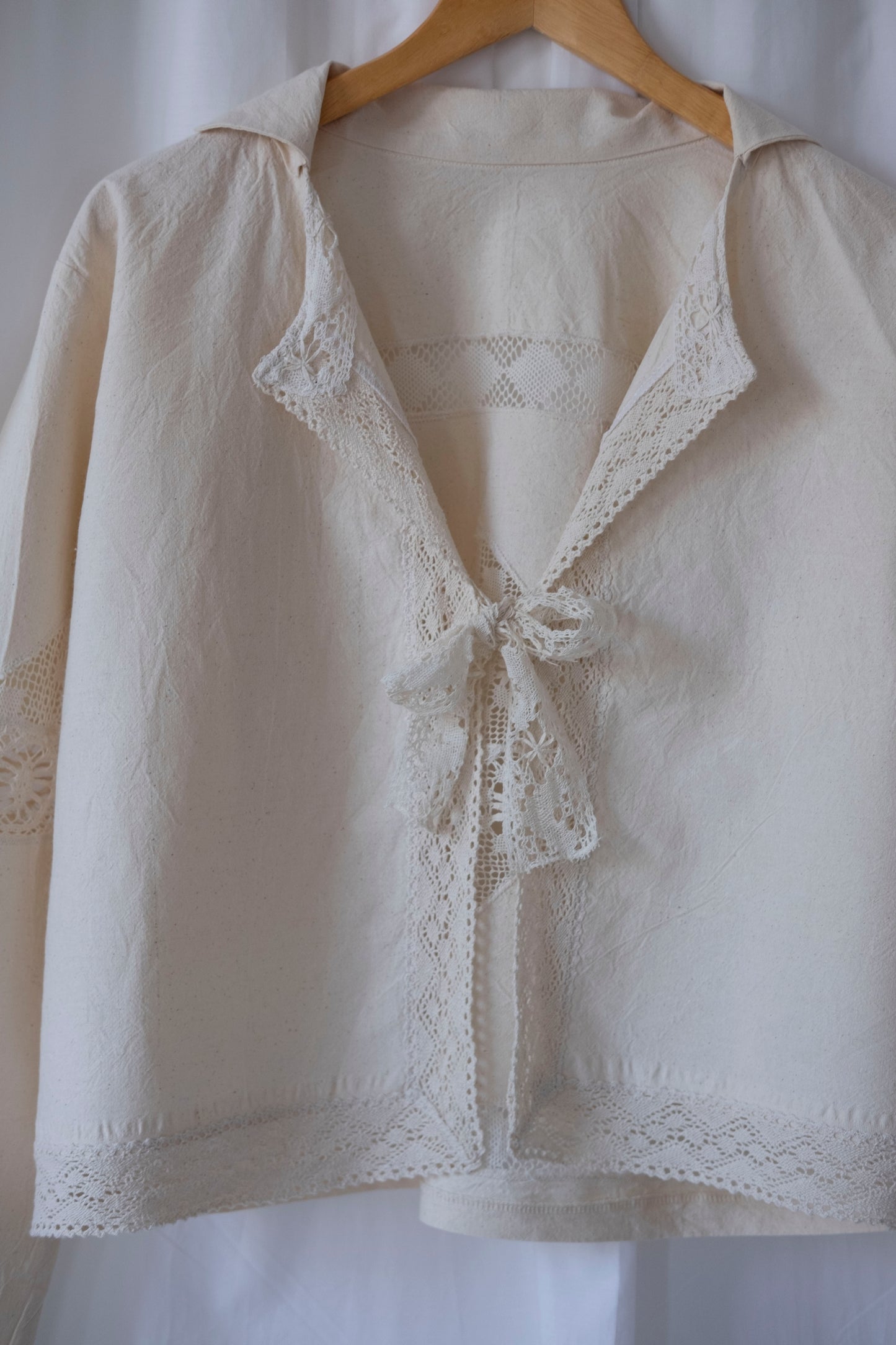 Astrantia ~ Reworked Vintage Linen Antique Lace Tie Shirt - S