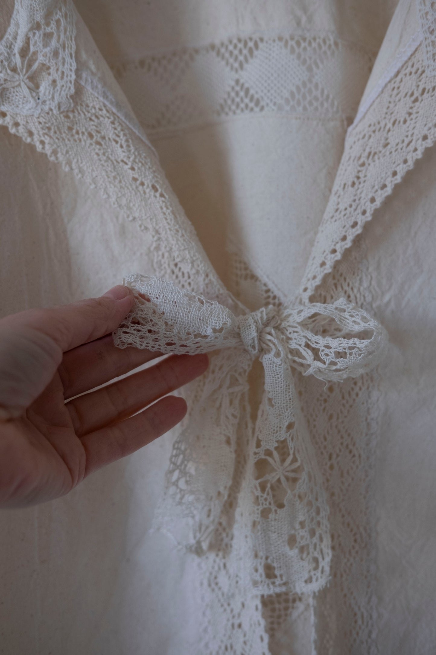 Astrantia ~ Reworked Vintage Linen Antique Lace Tie Shirt - S