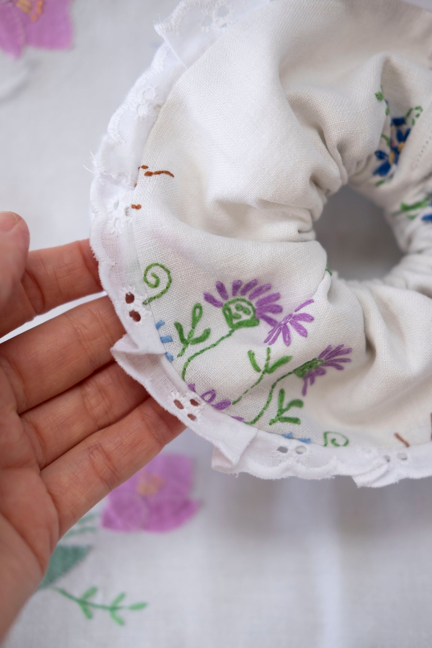 Solstice Scrunchie - Embroidered Linen 1