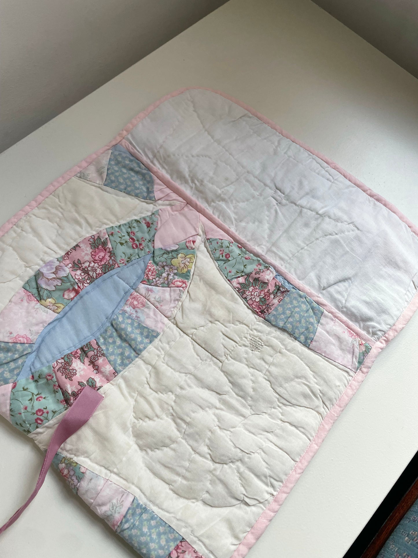 Joan Quilt Laptop Case 002