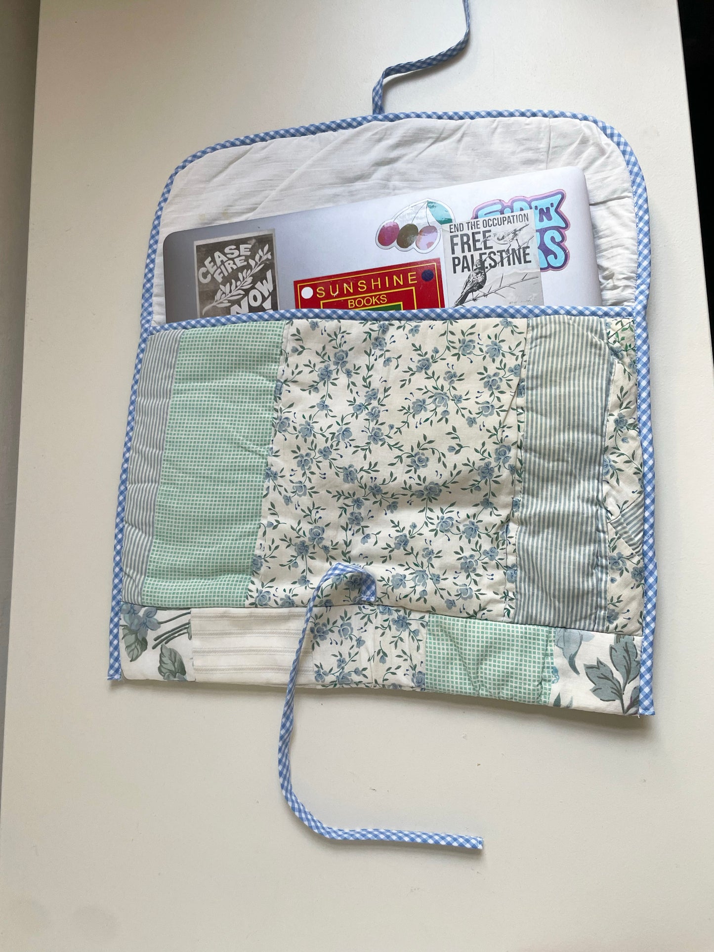 Joan Quilt Laptop Case 003