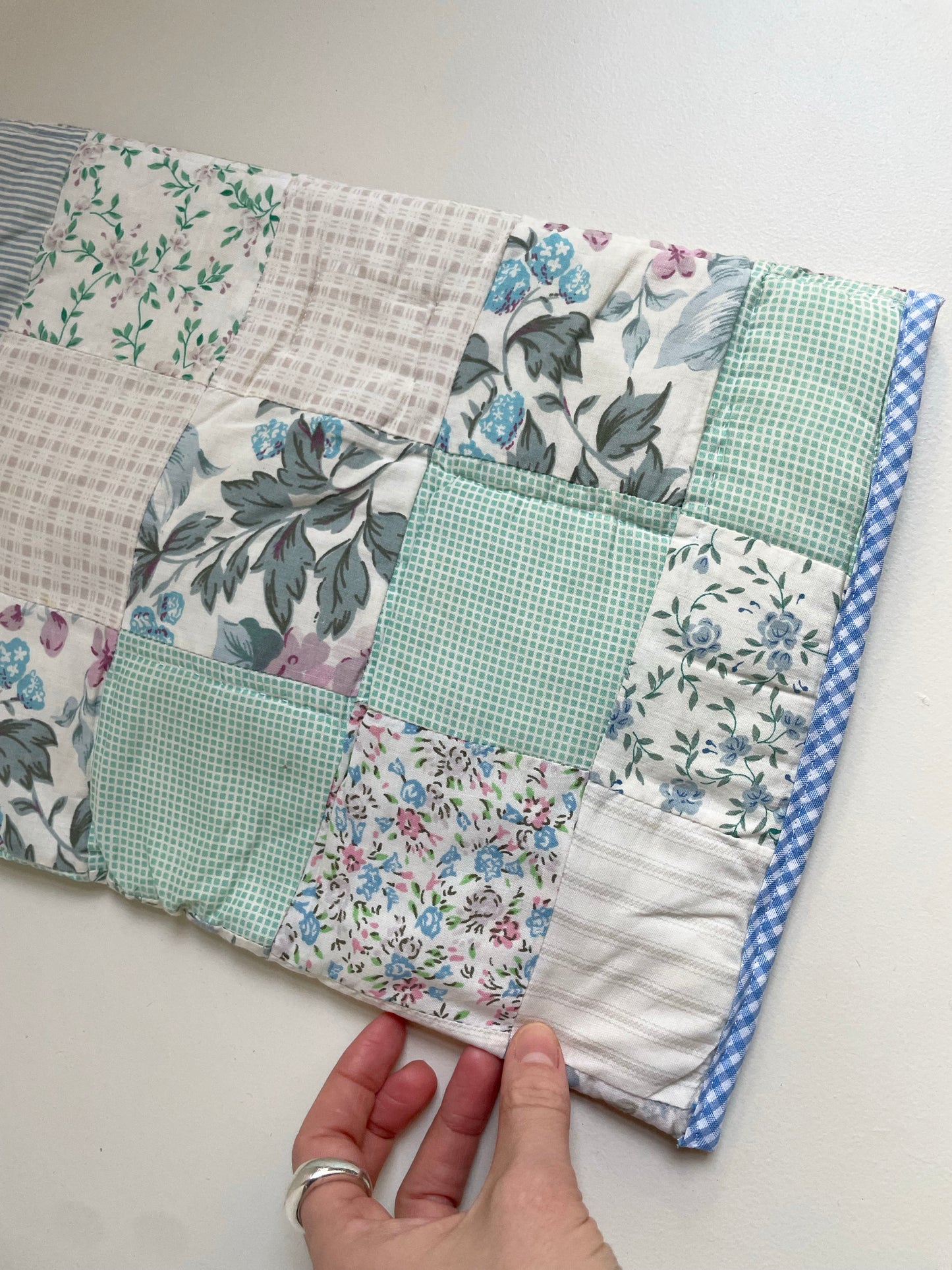 Joan Quilt Laptop Case 003