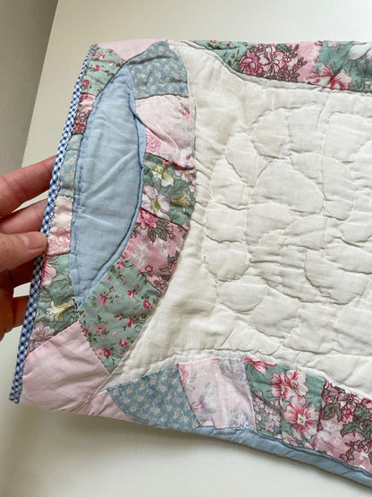 Joan Quilt Laptop Case 004