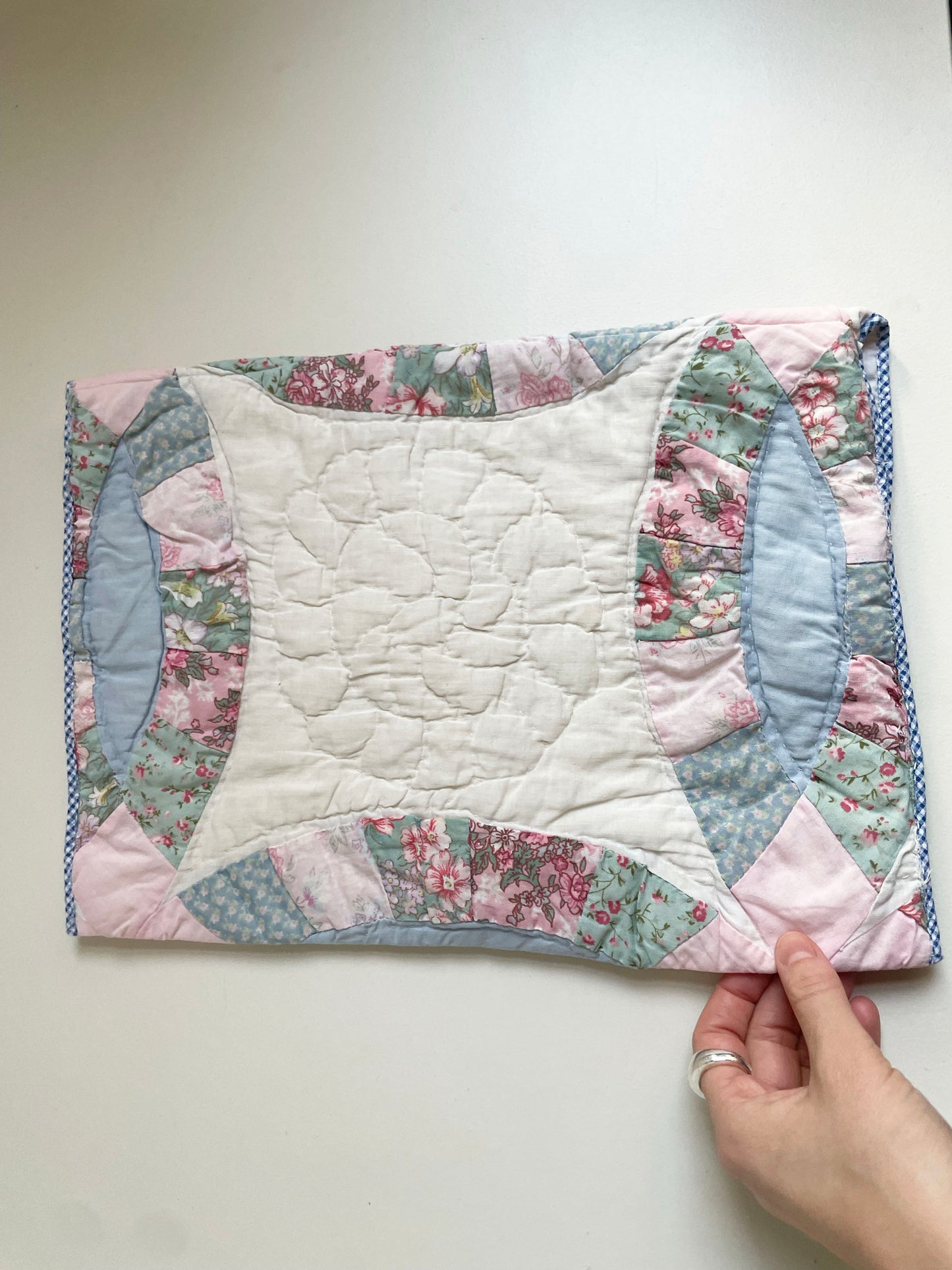 Joan Quilt Laptop Case 004