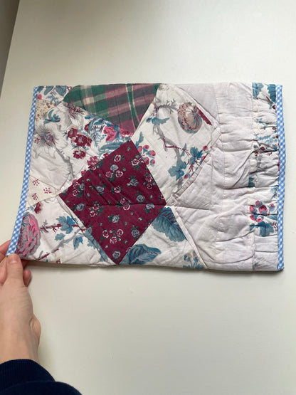 Joan Quilt Laptop Case 001