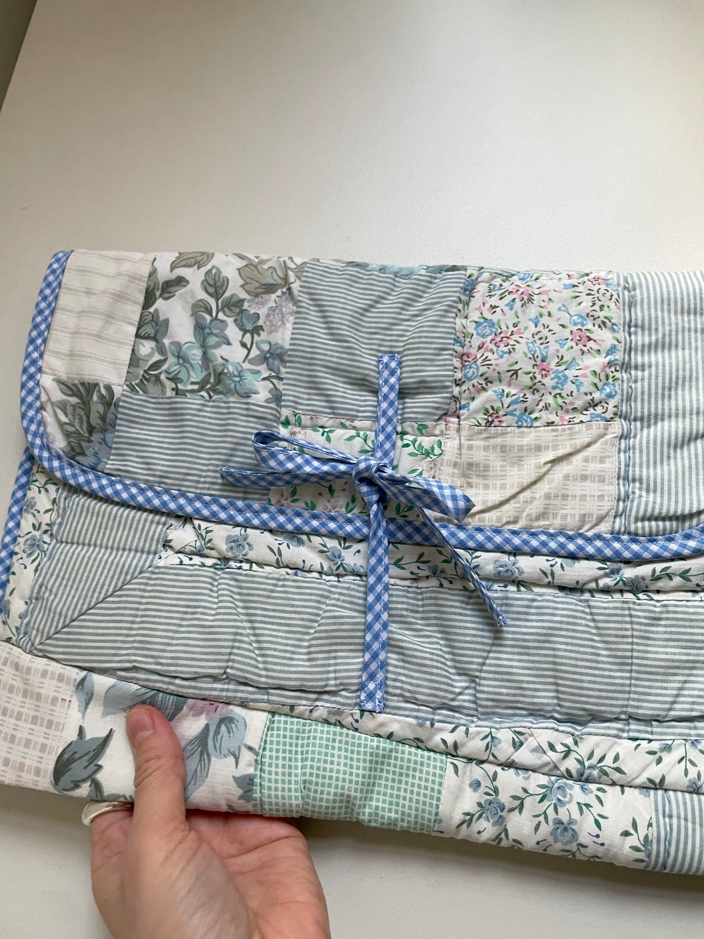 Joan Quilt Laptop Case 005