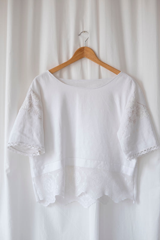 Primrose ~ Reworked Linen & Crochet Tee ~ M/L