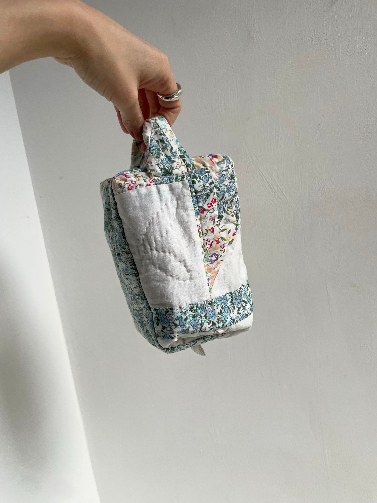 Mari Toiletry Bag 2