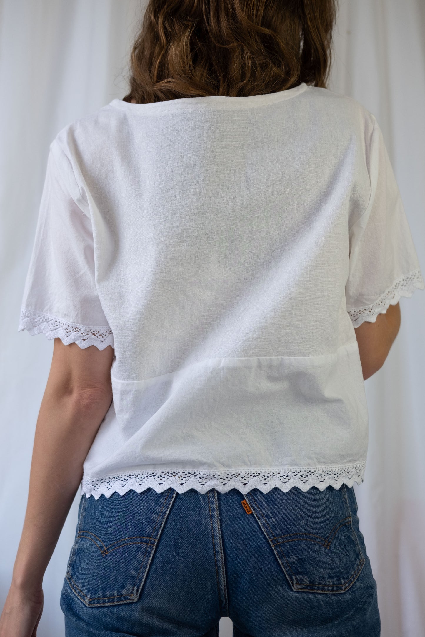 Jane ~ Reworked Vintage Linen Crochet Tee - M