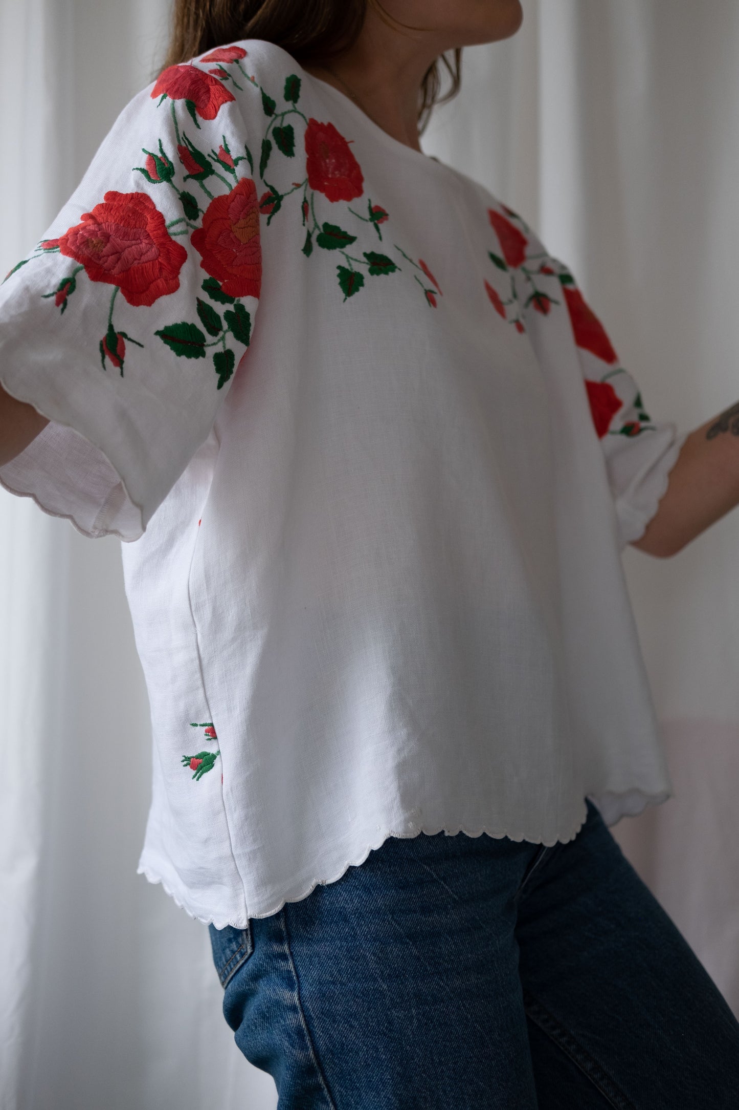 Rhosyn ~ Reworked Vintage Linen Embroidered Tee - XL