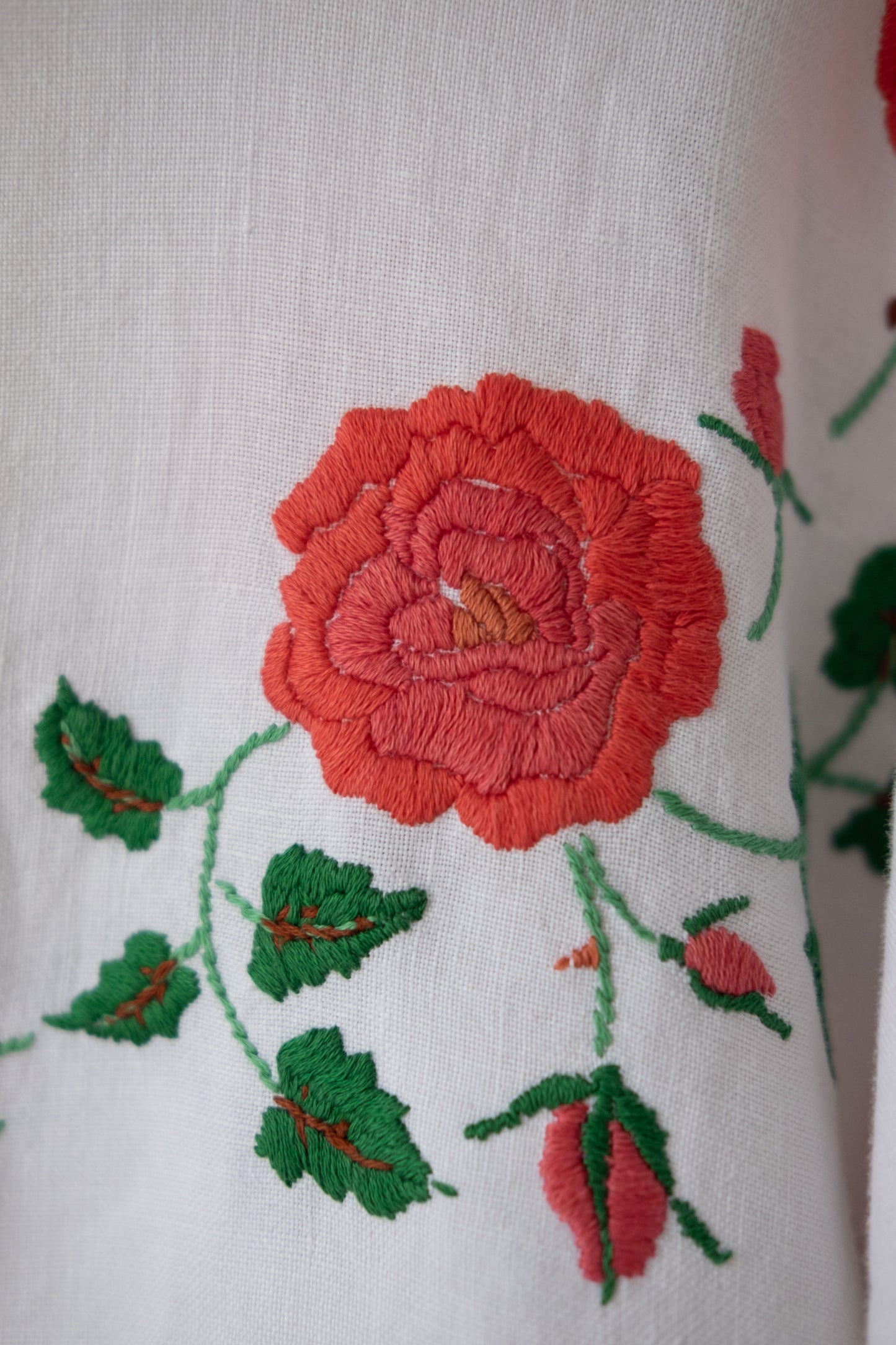 Rhosyn ~ Reworked Vintage Linen Embroidered Tee - XL