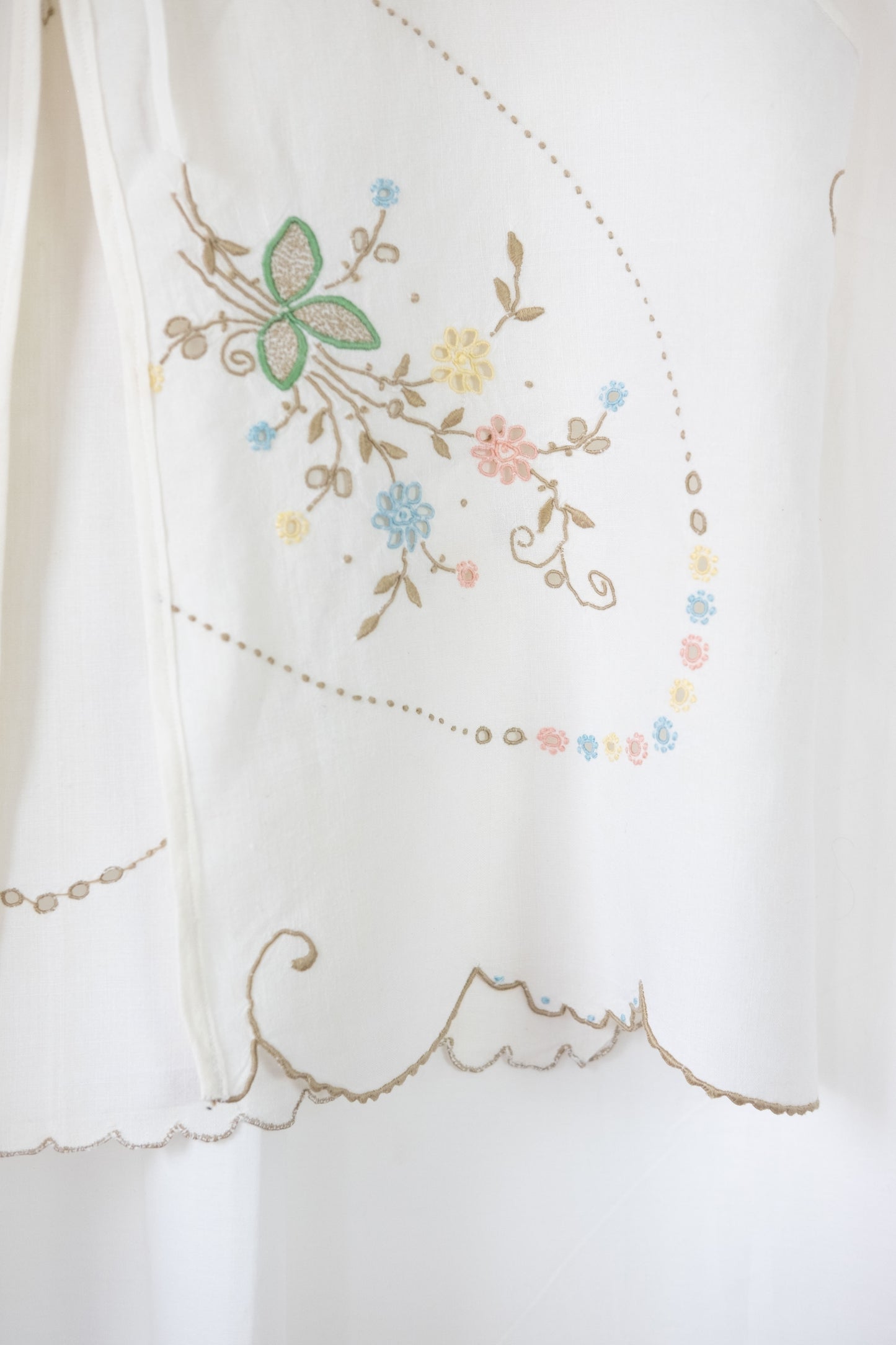 Sweet Pea ~ Reworked Vintage Linen Embroidered Waistcoat - M